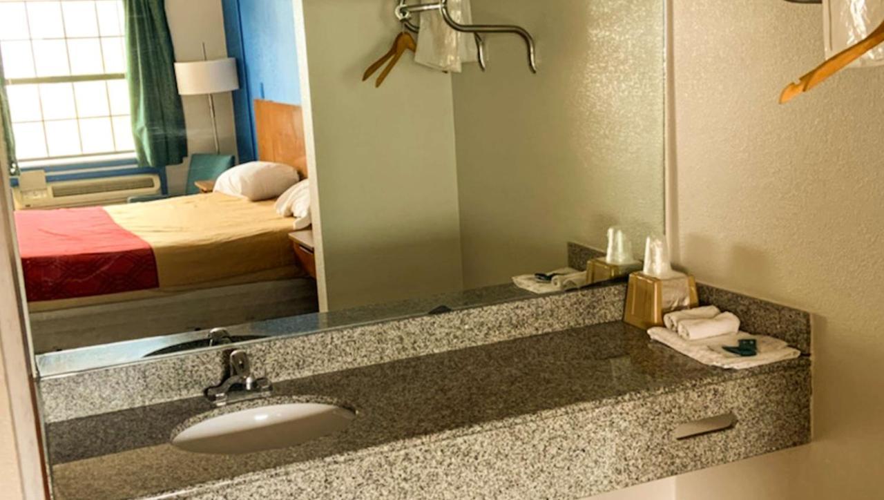 Luxury Inn Forrest City Esterno foto